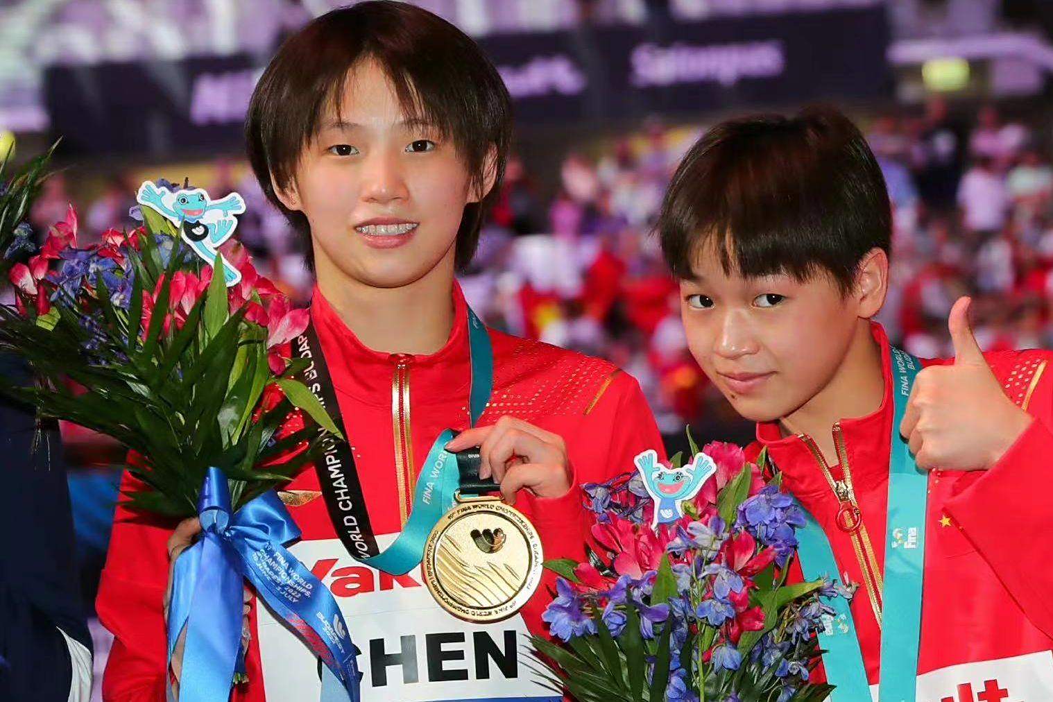 金牌加冕令人欣喜,运动员全力以赴夺冠 金牌加冕令人欣喜,运动员全力以赴夺冠